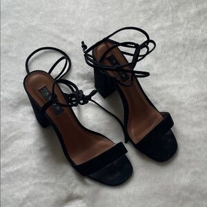 Aqua Elegant Black Lace-Up Heels